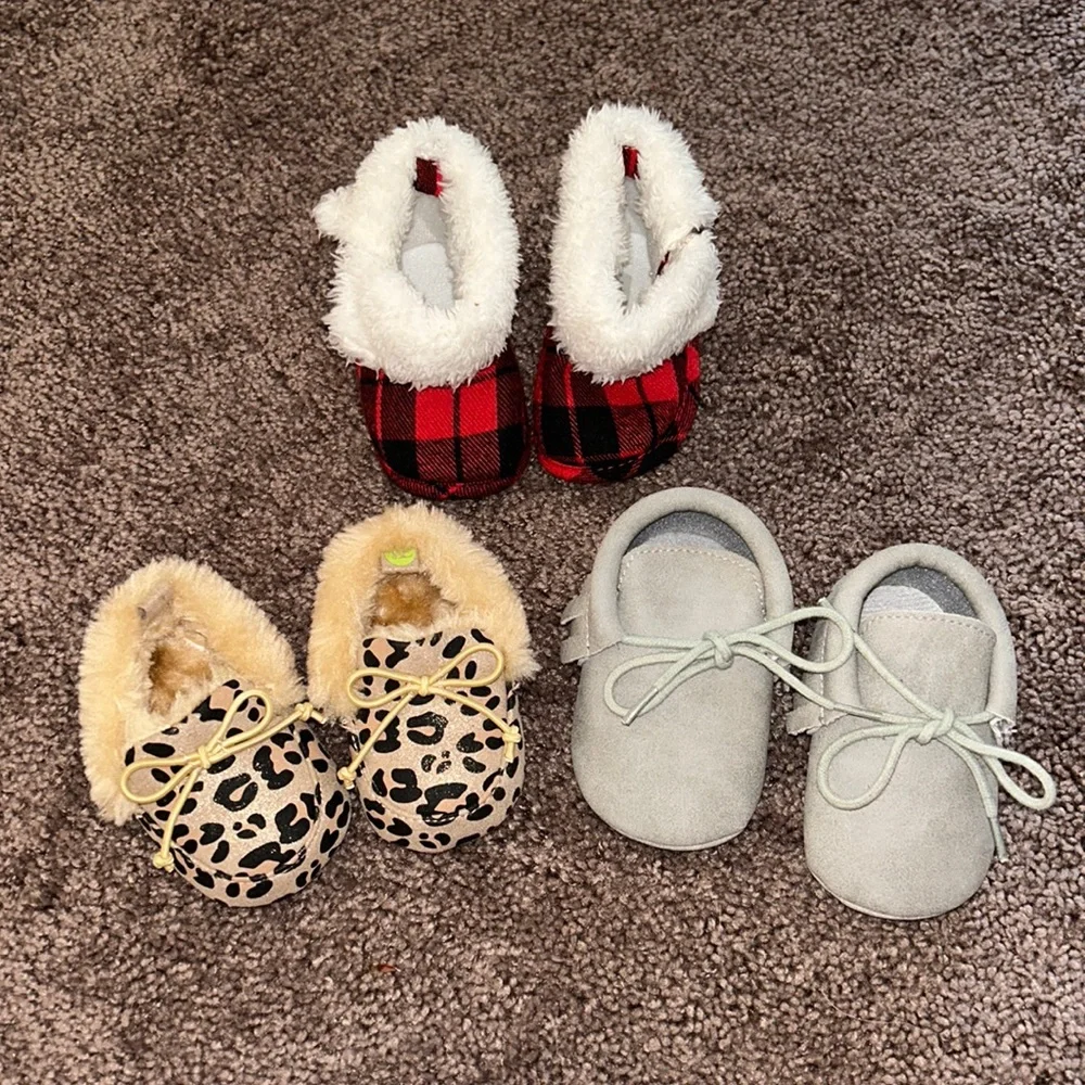 Babygirl 0/3m cheetah, gray & plaid faux fur soft sole booties shoe bundle